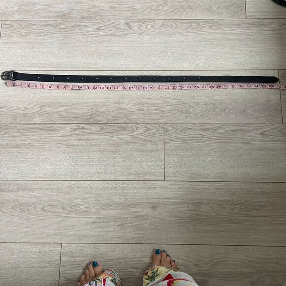 Gap Leather Cutout Floral Studded Belt Women's XS Black Western Classic Everyday - Picture 3 of 8